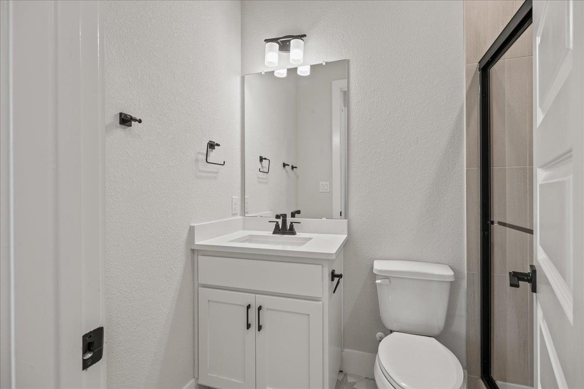 284 Brewer St Property Photo 12