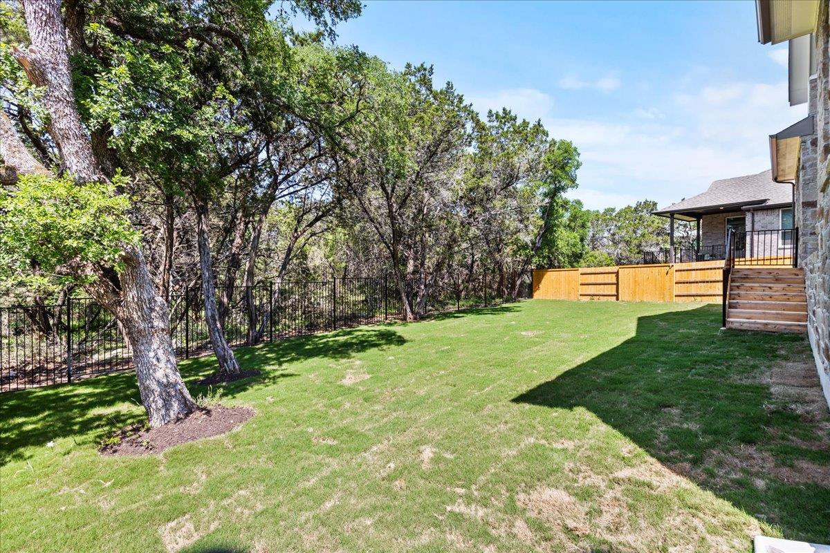 284 Brewer St Property Photo 15