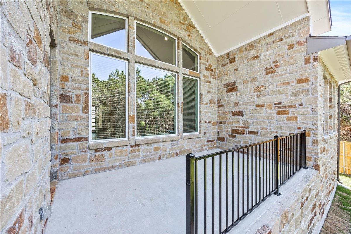 284 Brewer St Property Photo 16