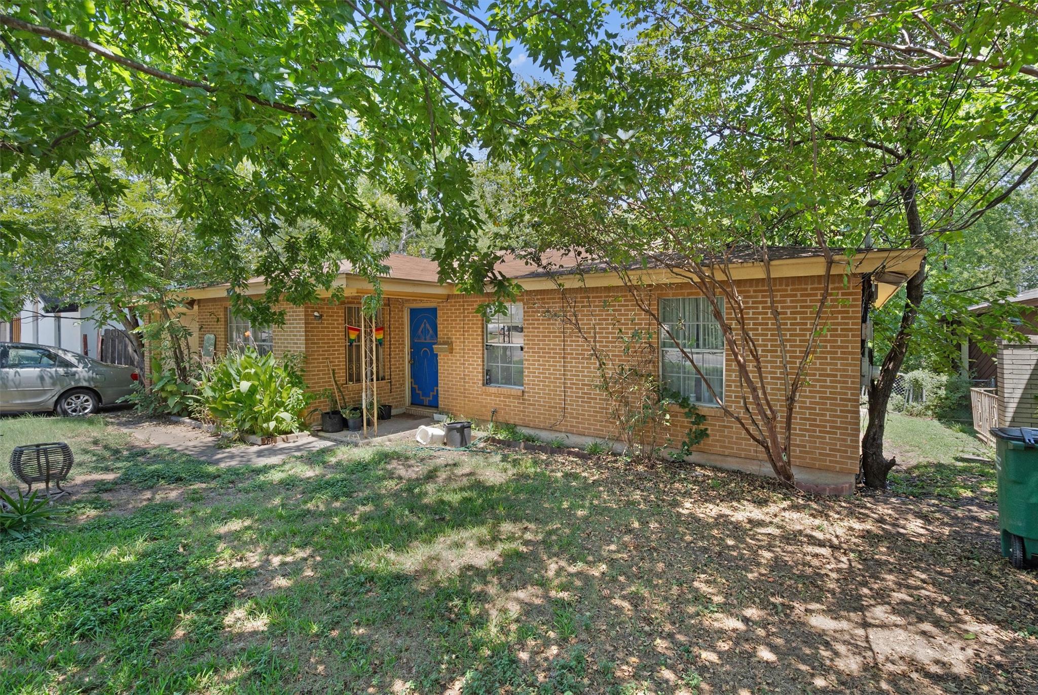 1905 Chestnut Ave Property Photo
