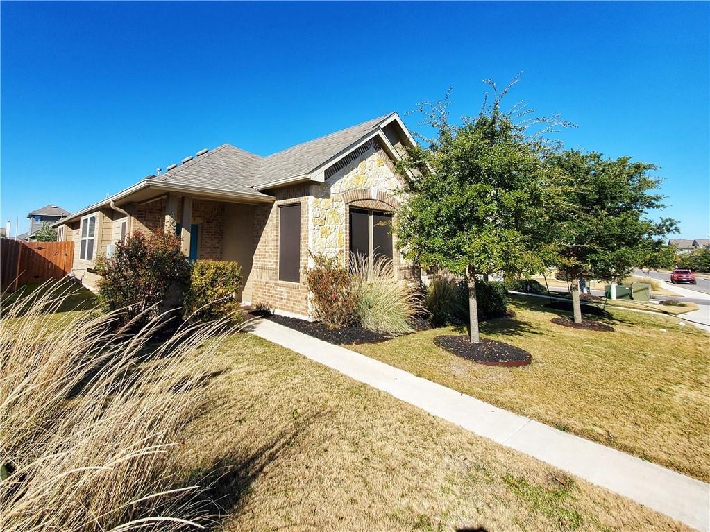 405 S Brook Dr Property Photo 1