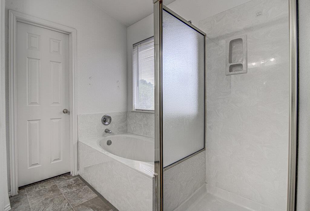 4300 Companeros Way Property Photo 25