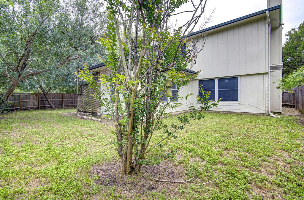 4300 Companeros Way Property Photo 34