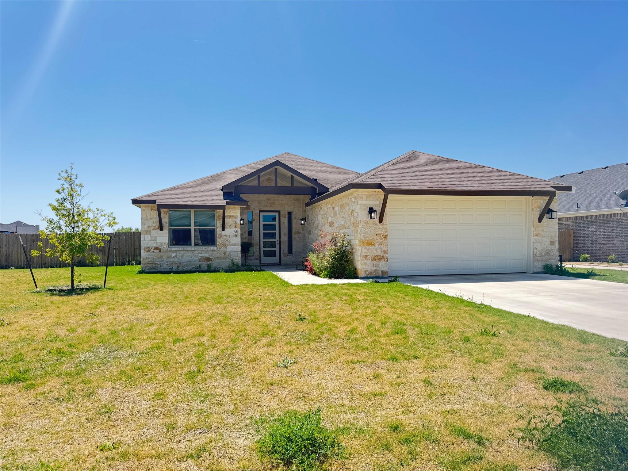 3405 Chieti Rd Property Photo 1