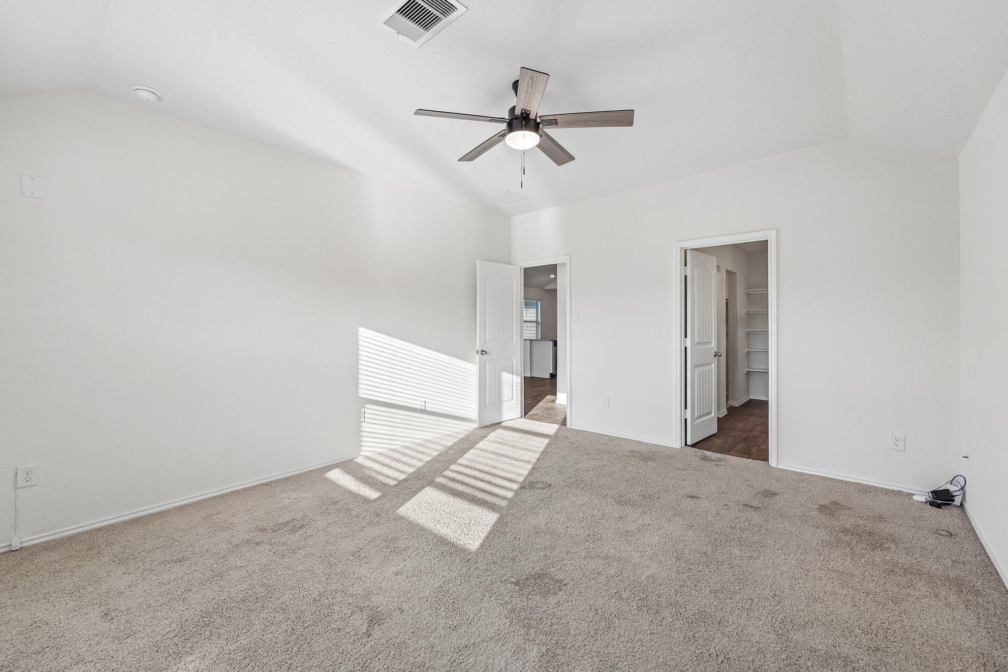 159 Granary Dr Property Photo 6