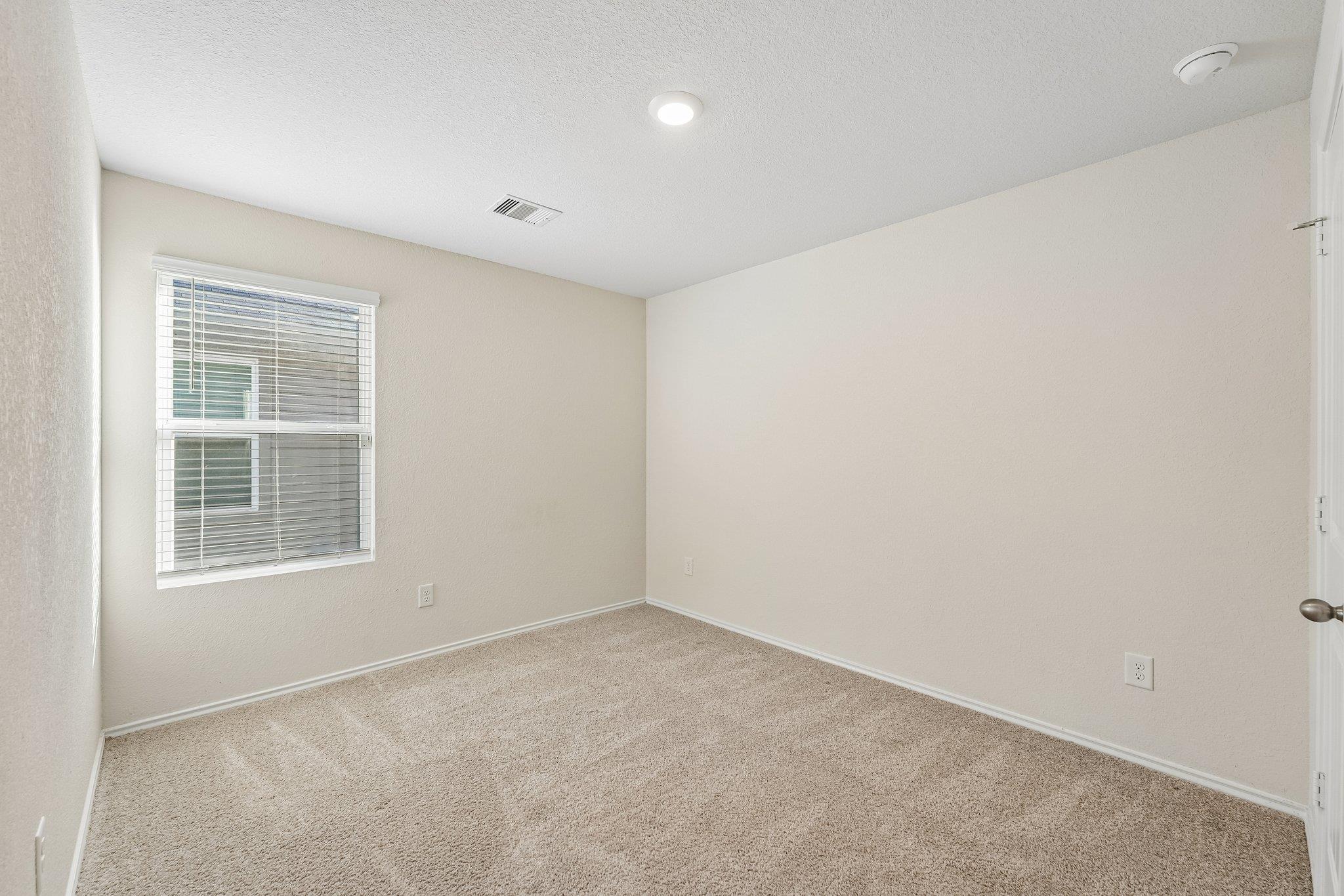 159 Granary Dr Property Photo 8