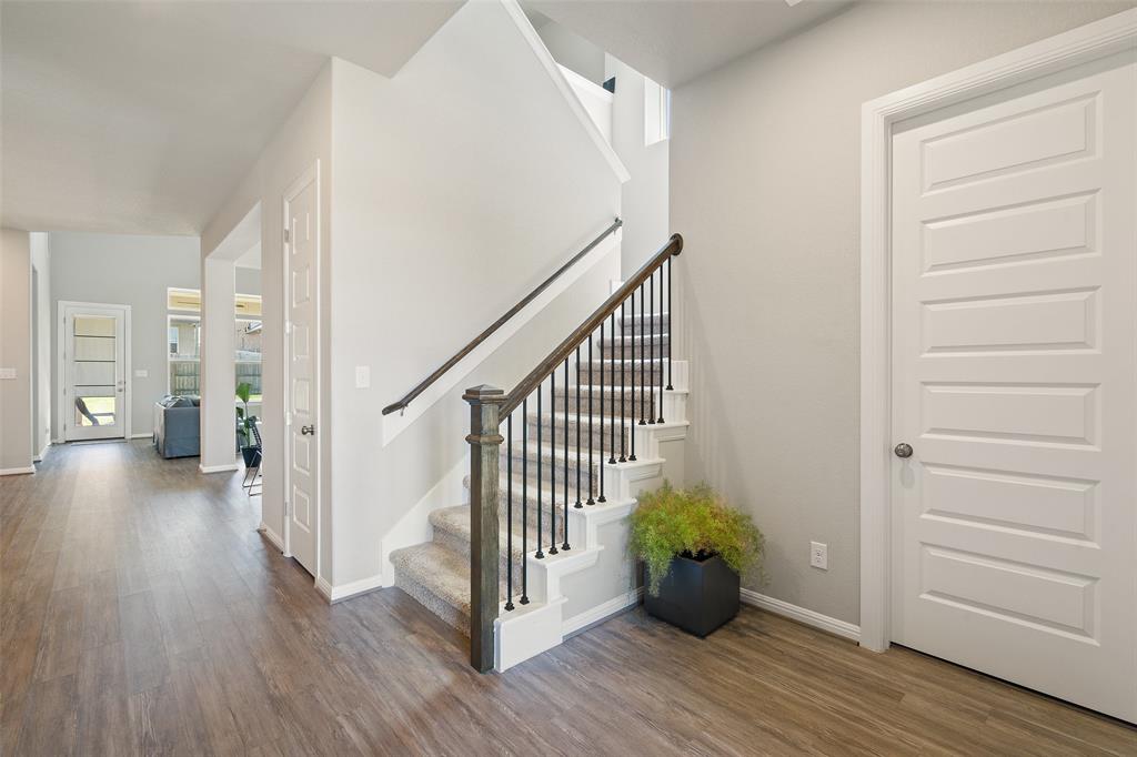 5859 San Savino Dr Property Photo 5