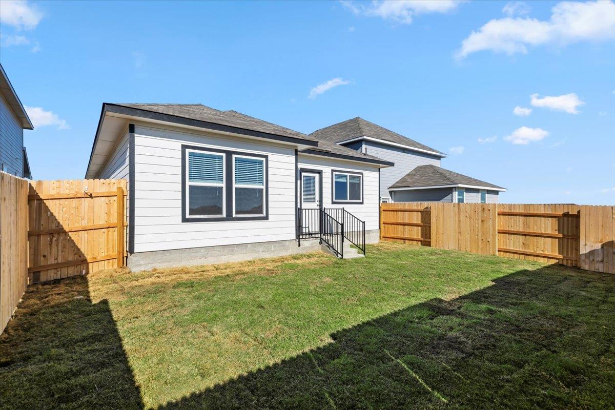 2609 Derwent Dr Property Photo 4