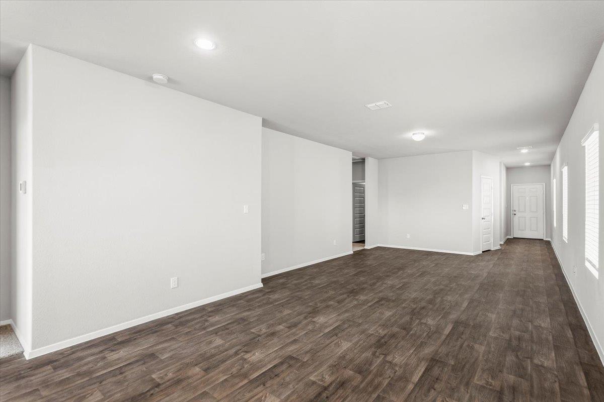 2609 Derwent Dr Property Photo 11