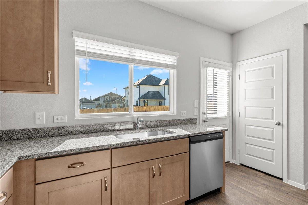 2609 Derwent Dr Property Photo 16