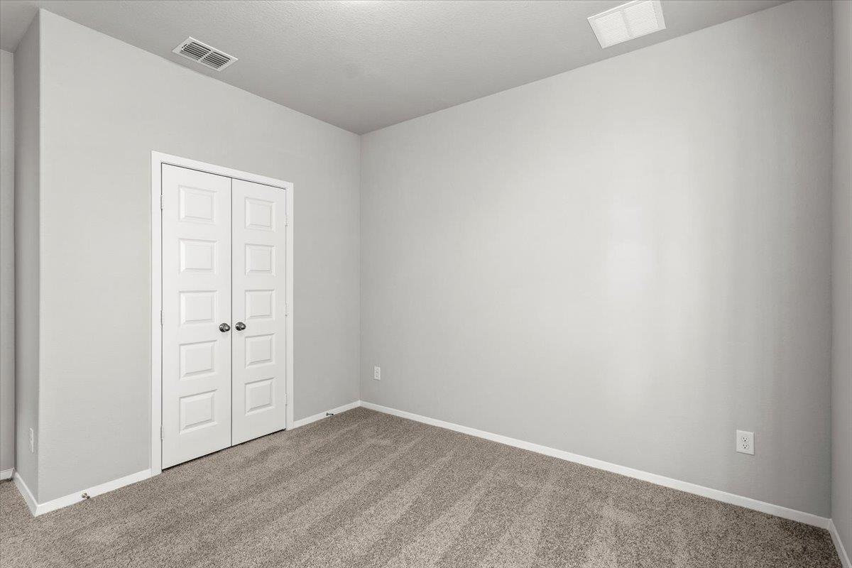 2609 Derwent Dr Property Photo 23