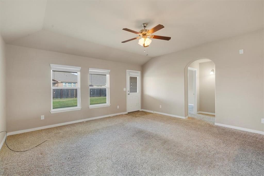 8233 Arezzo Dr Property Photo 10