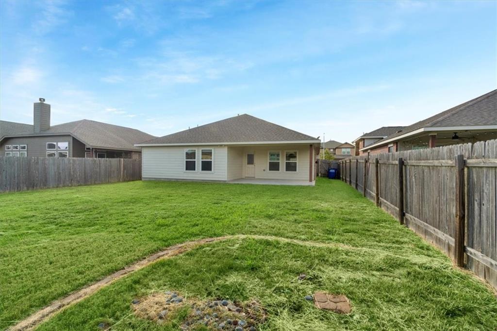 8233 Arezzo Dr Property Photo 22