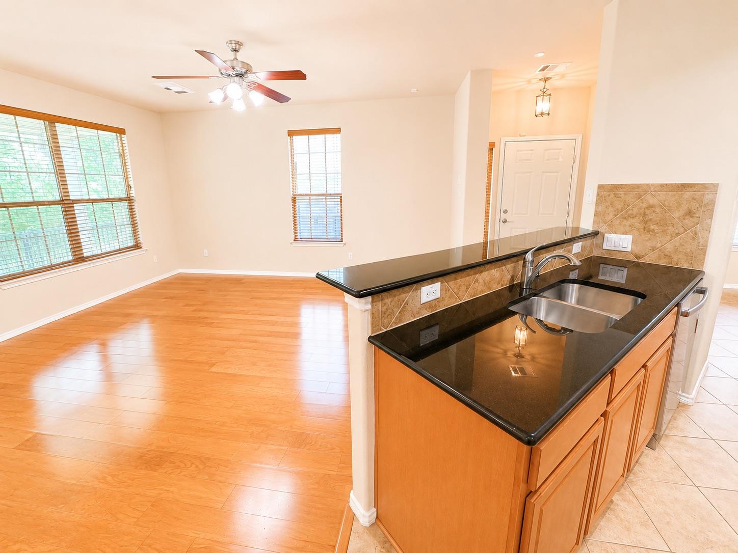 1310 W Parmer Ln #1503 Property Photo 11