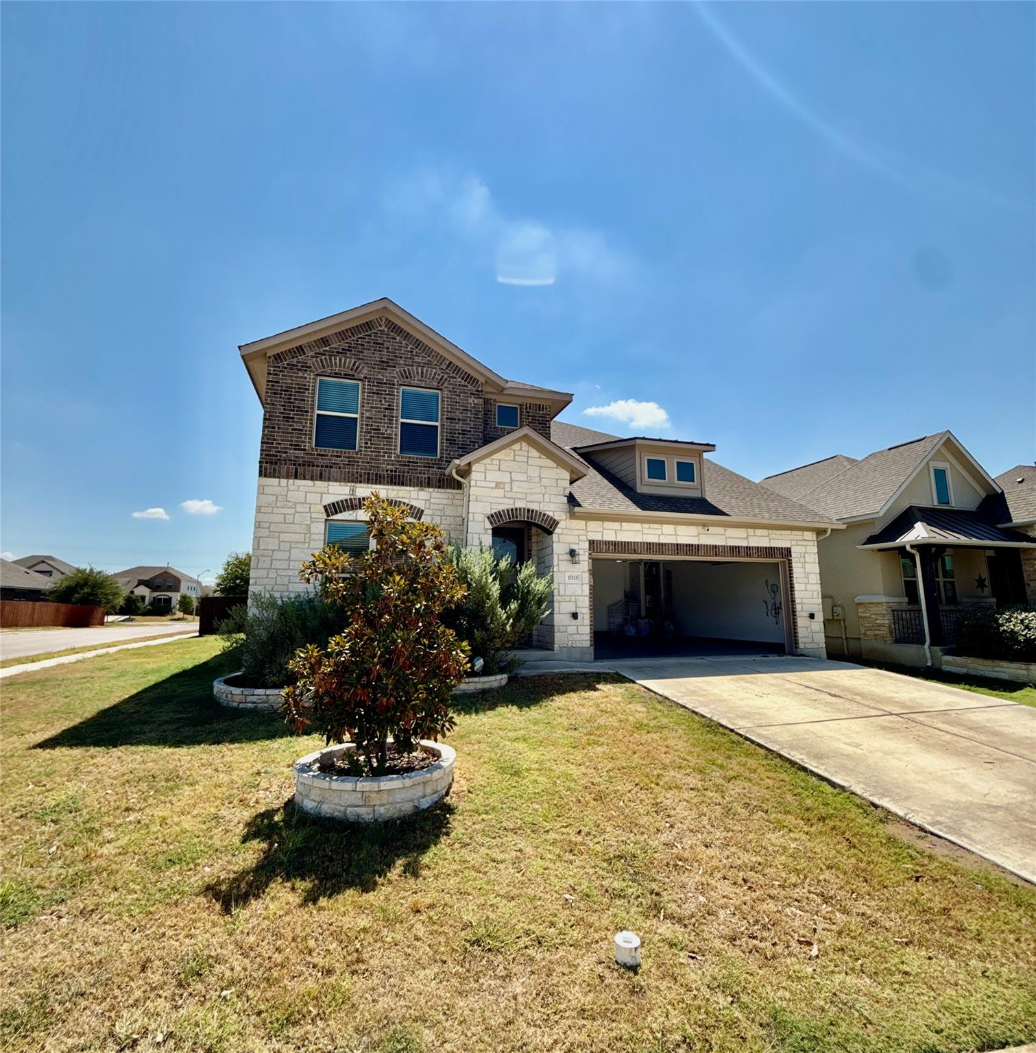 17113 Antioch Ave Property Photo 2