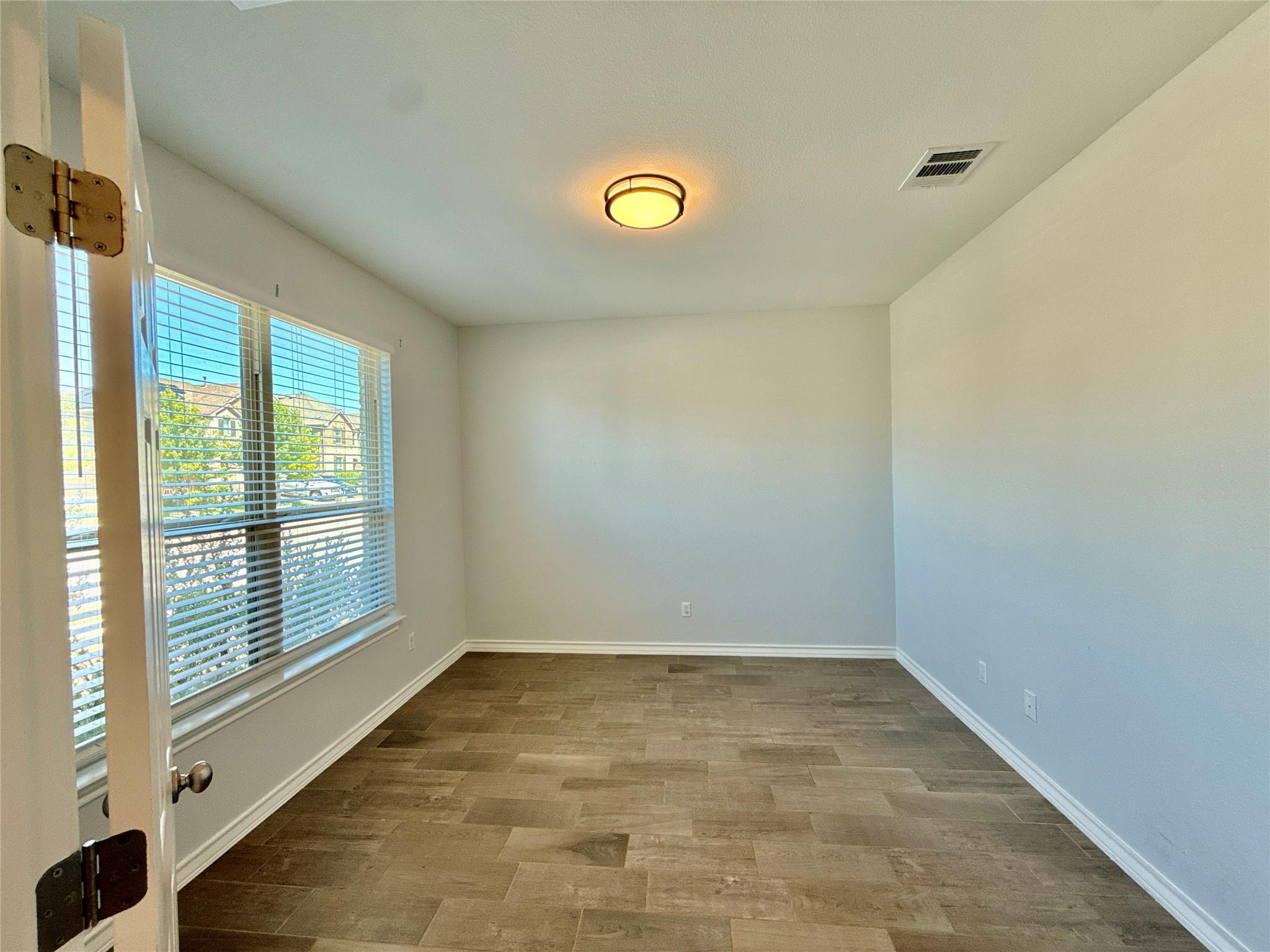 17113 Antioch Ave Property Photo 3