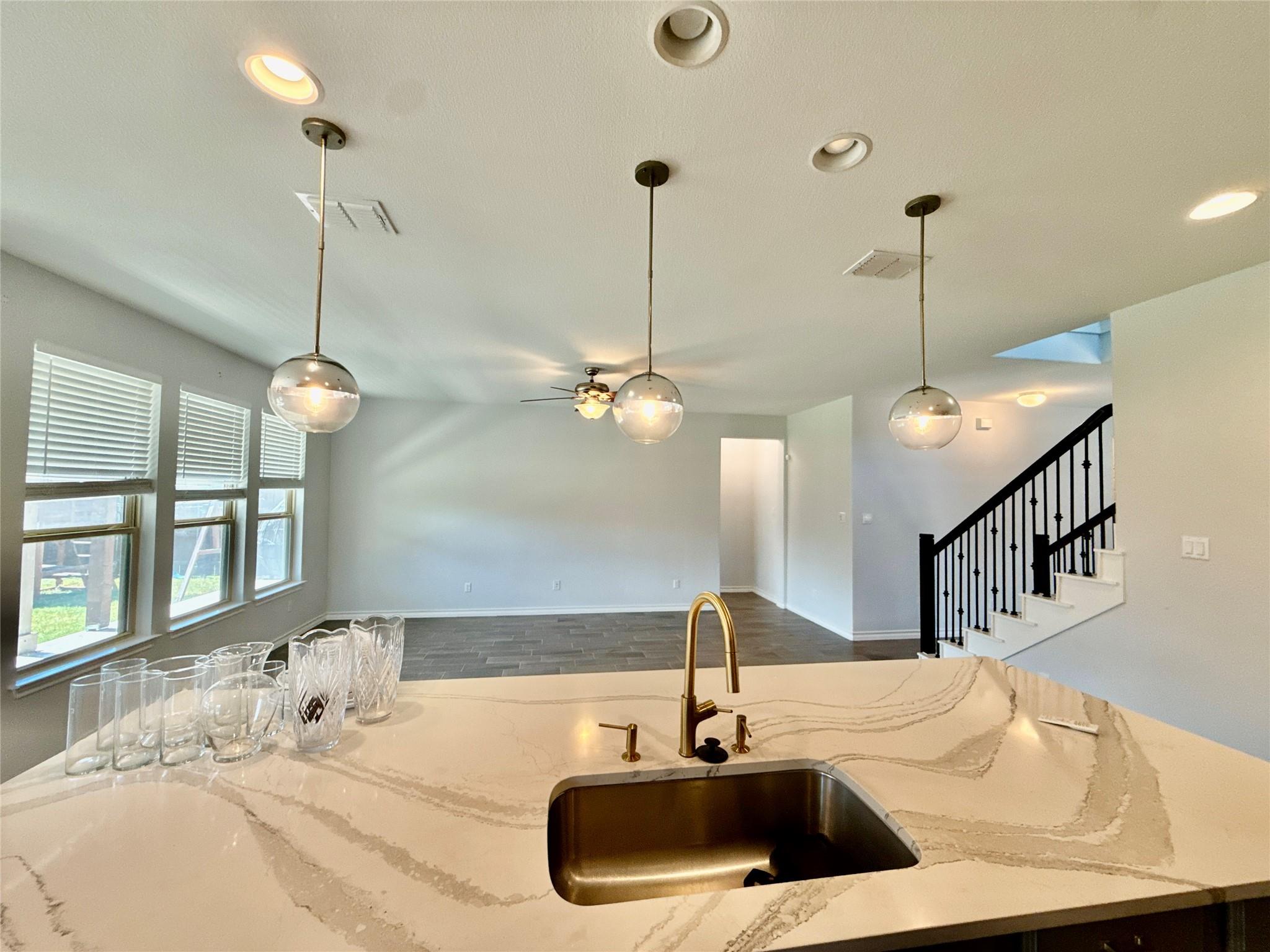 17113 Antioch Ave Property Photo 9