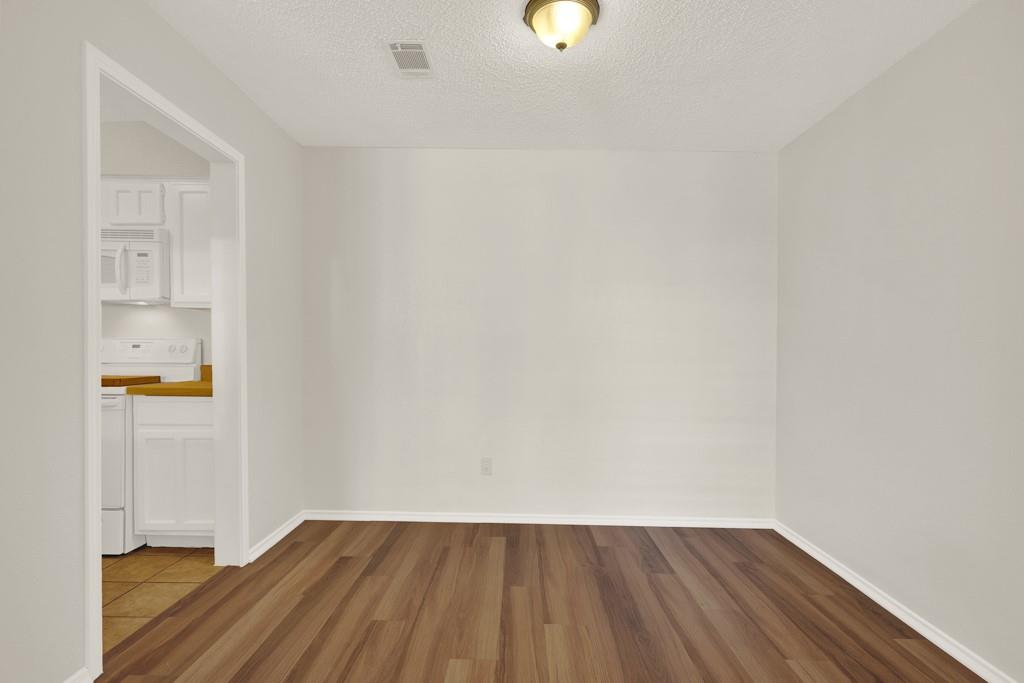 1202 Thorpe Ln #701 Property Photo 12