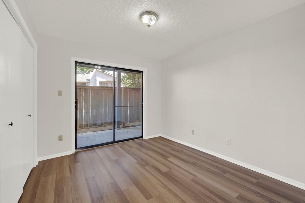 1202 Thorpe Ln #701 Property Photo 17