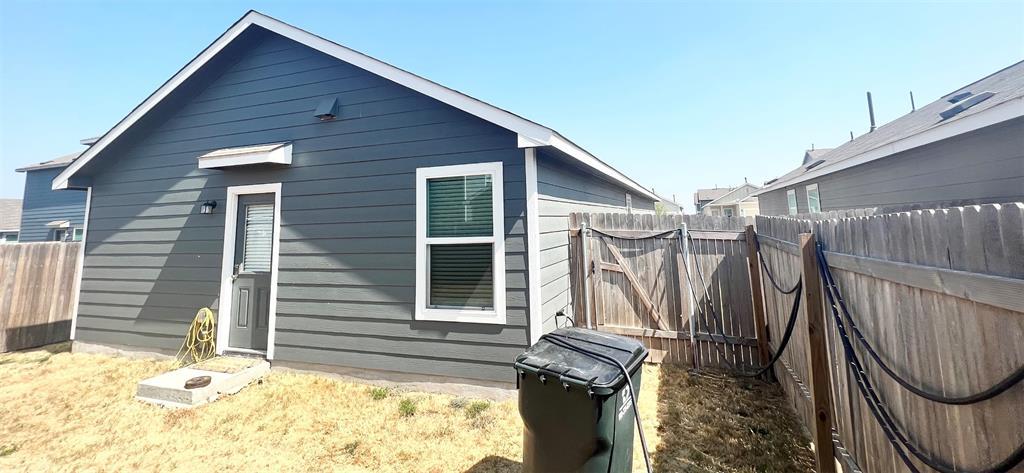 305 Mica Trl Property Photo 12