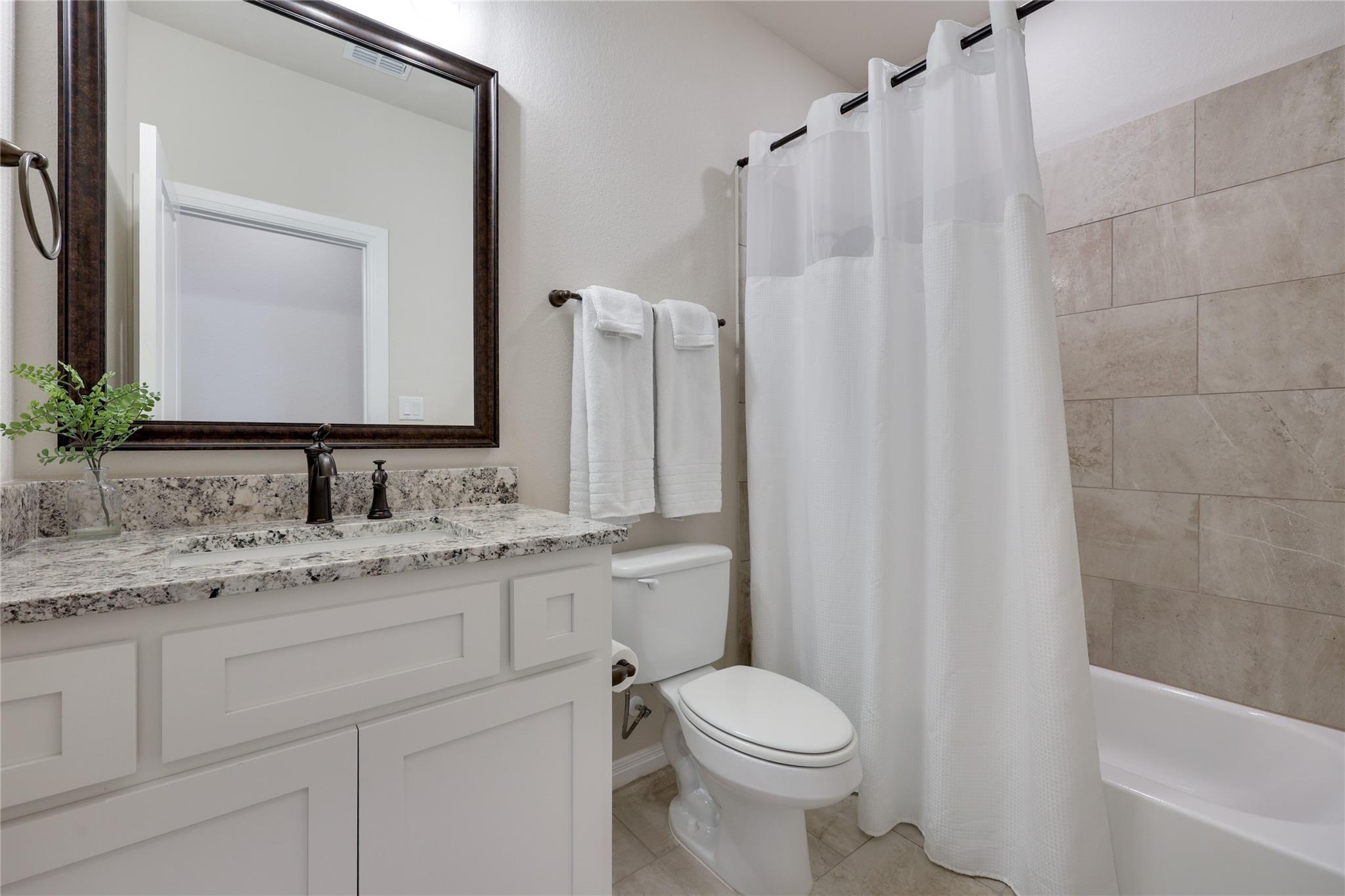 509 Crosswater Ln Property Photo 22