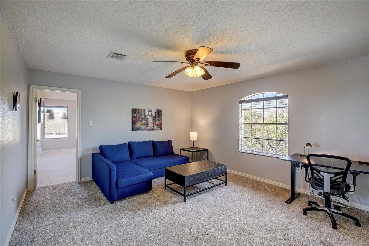 102 Clarks Grove Ln Property Photo 16