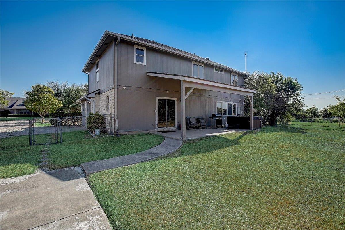102 Clarks Grove Ln Property Photo 26