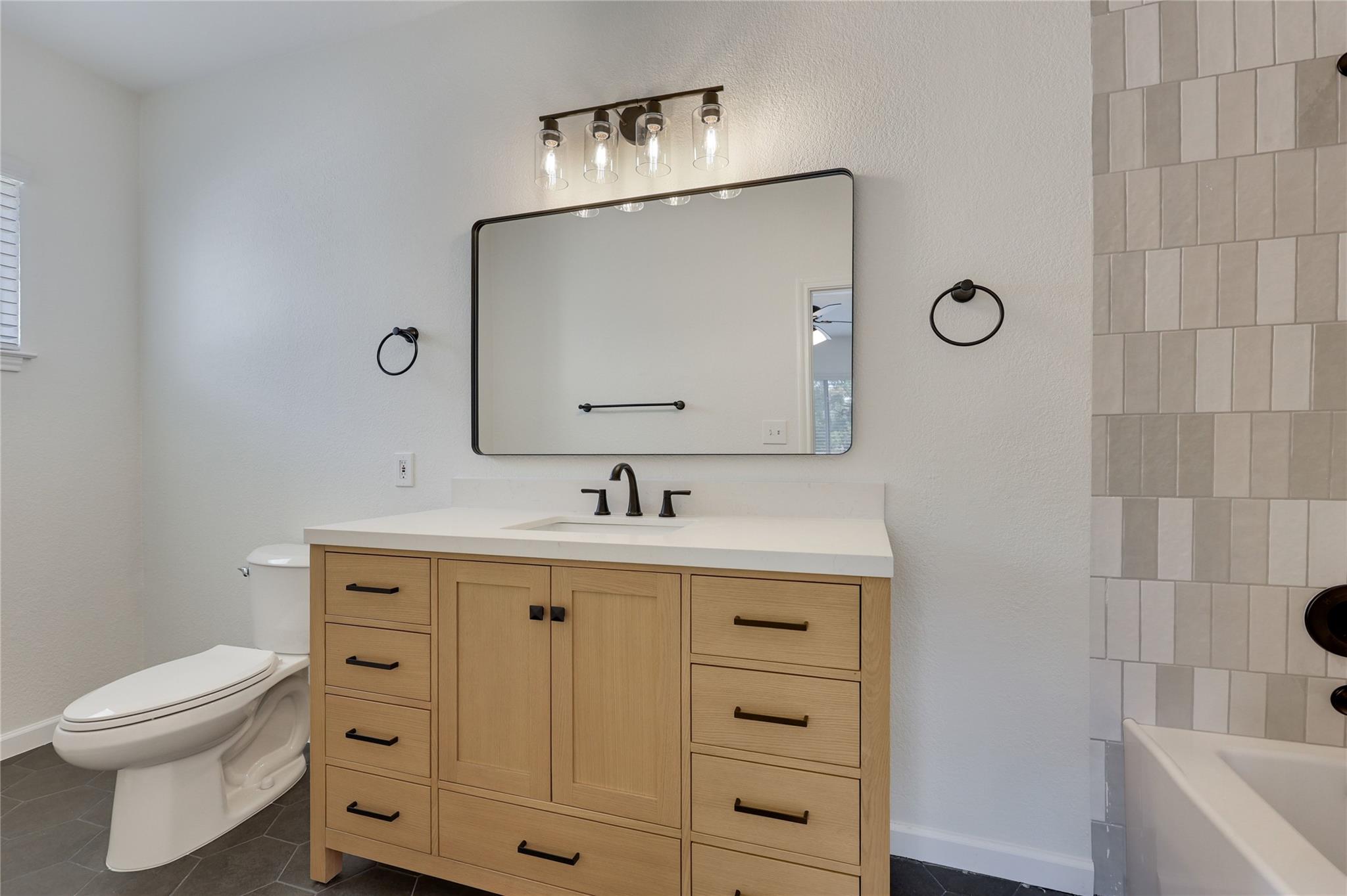 7501 Shadowridge Run None #105 Property Photo 12