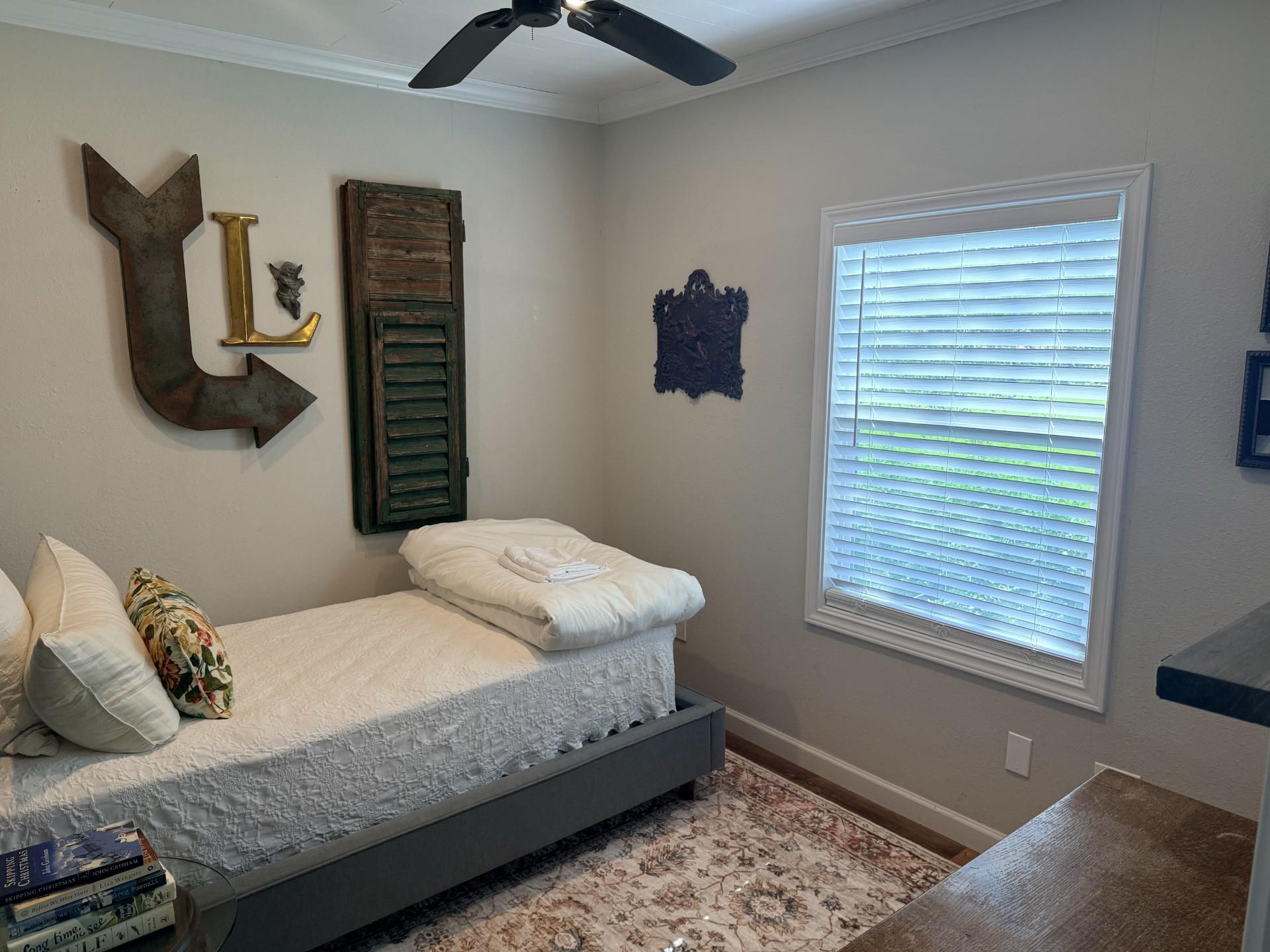 227 Crooked Hollow Rd Property Photo 8