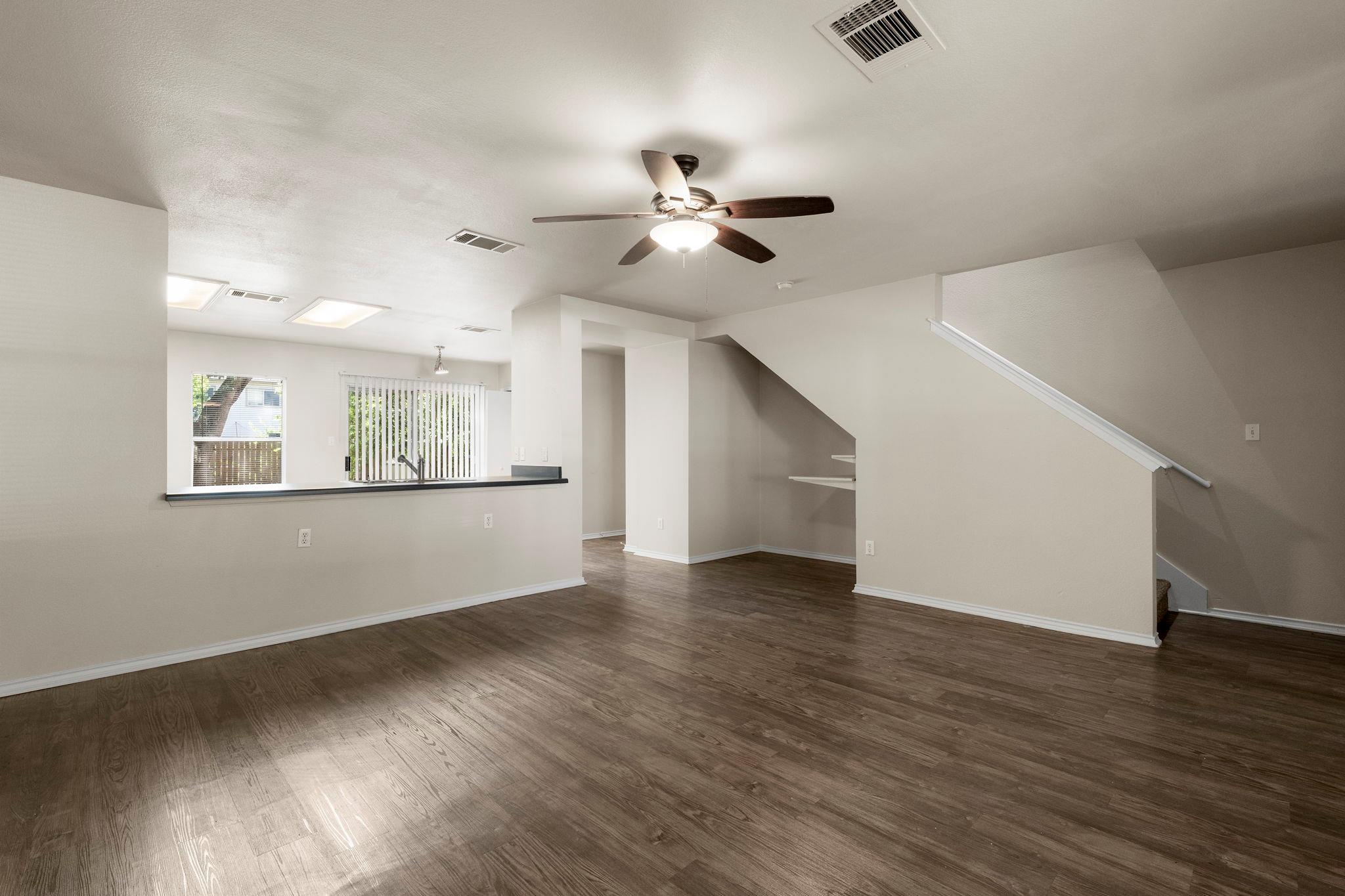 10643 Marshitahs Way Property Photo 3
