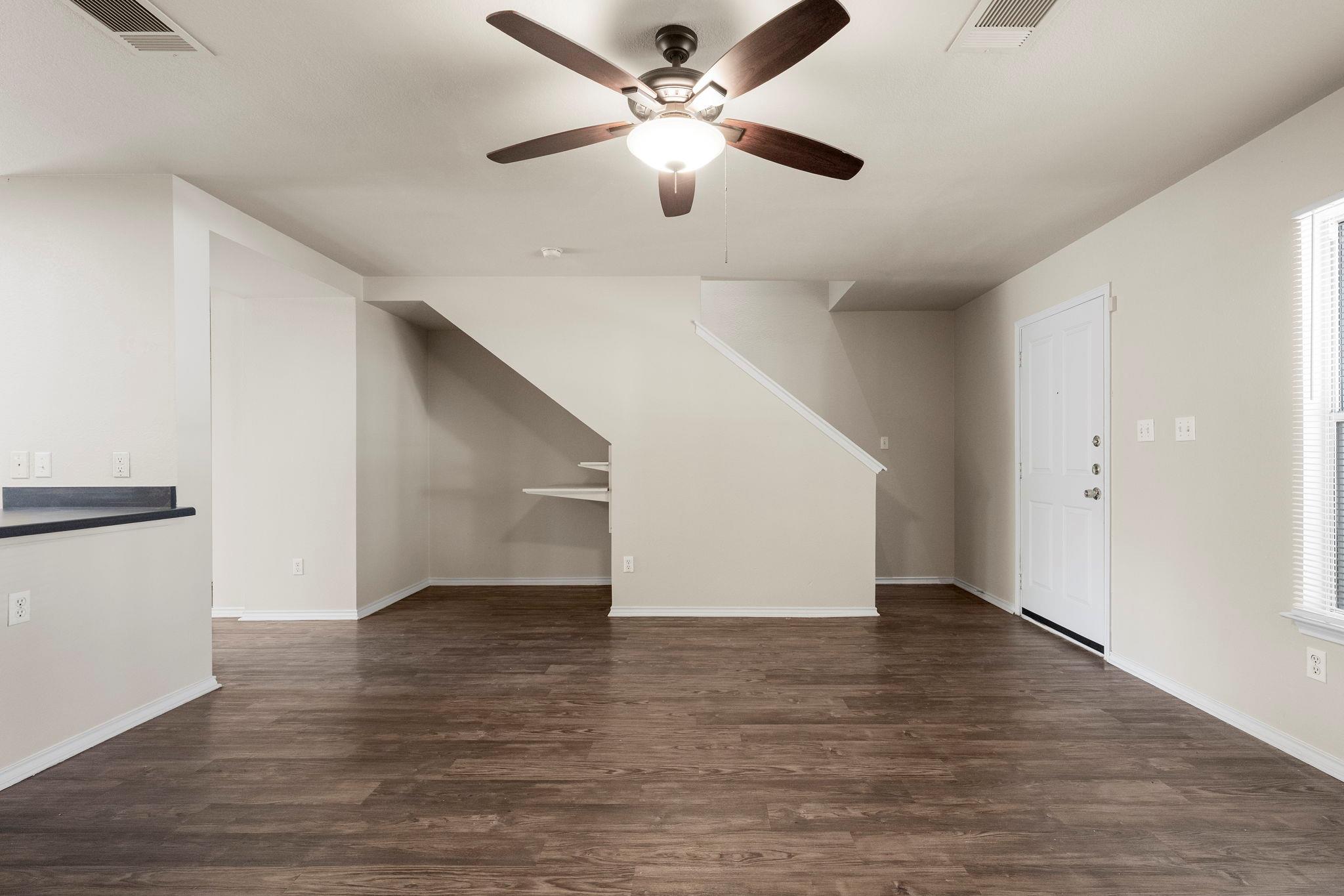 10643 Marshitahs Way Property Photo 4