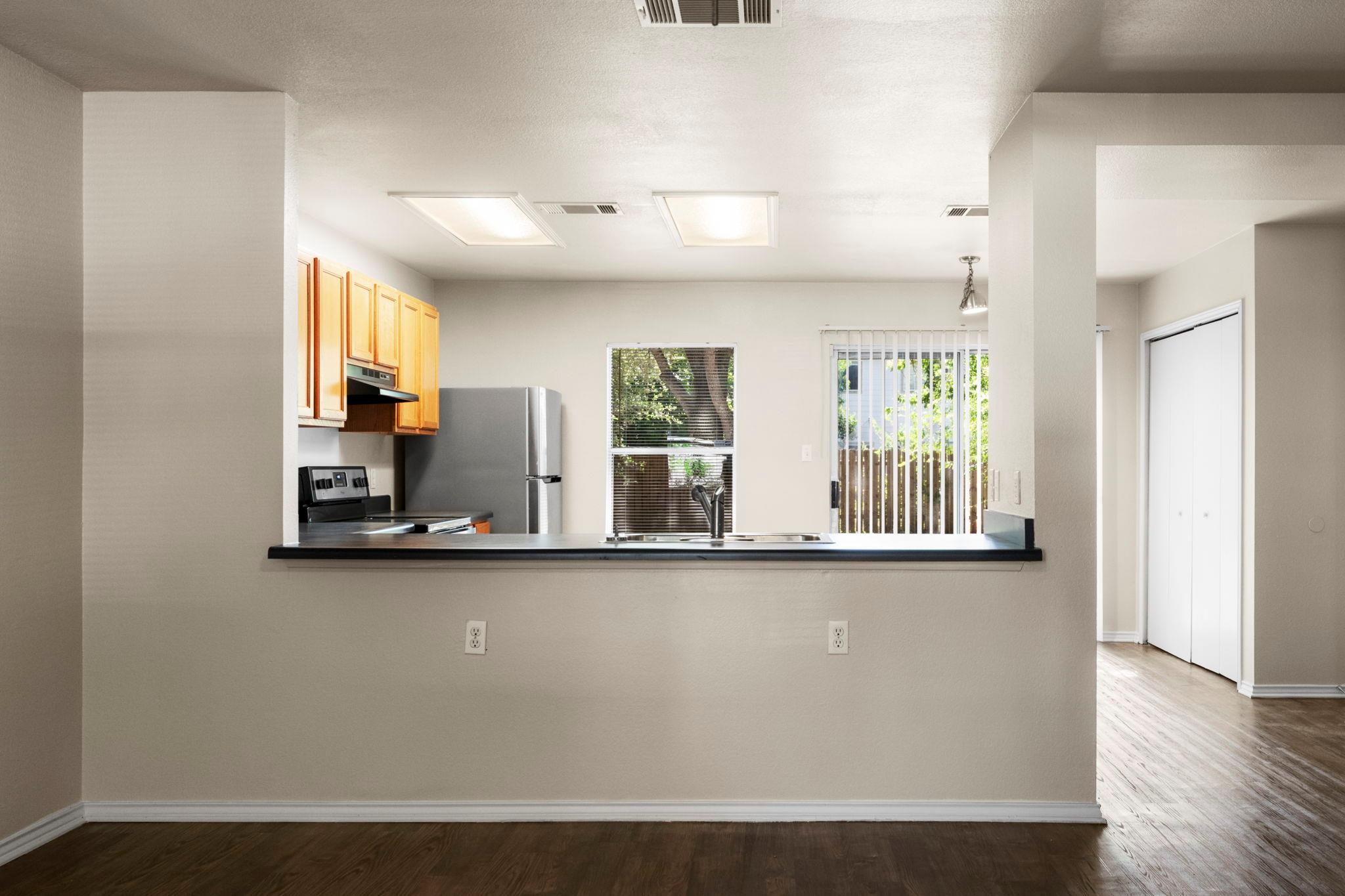 10643 Marshitahs Way Property Photo 8