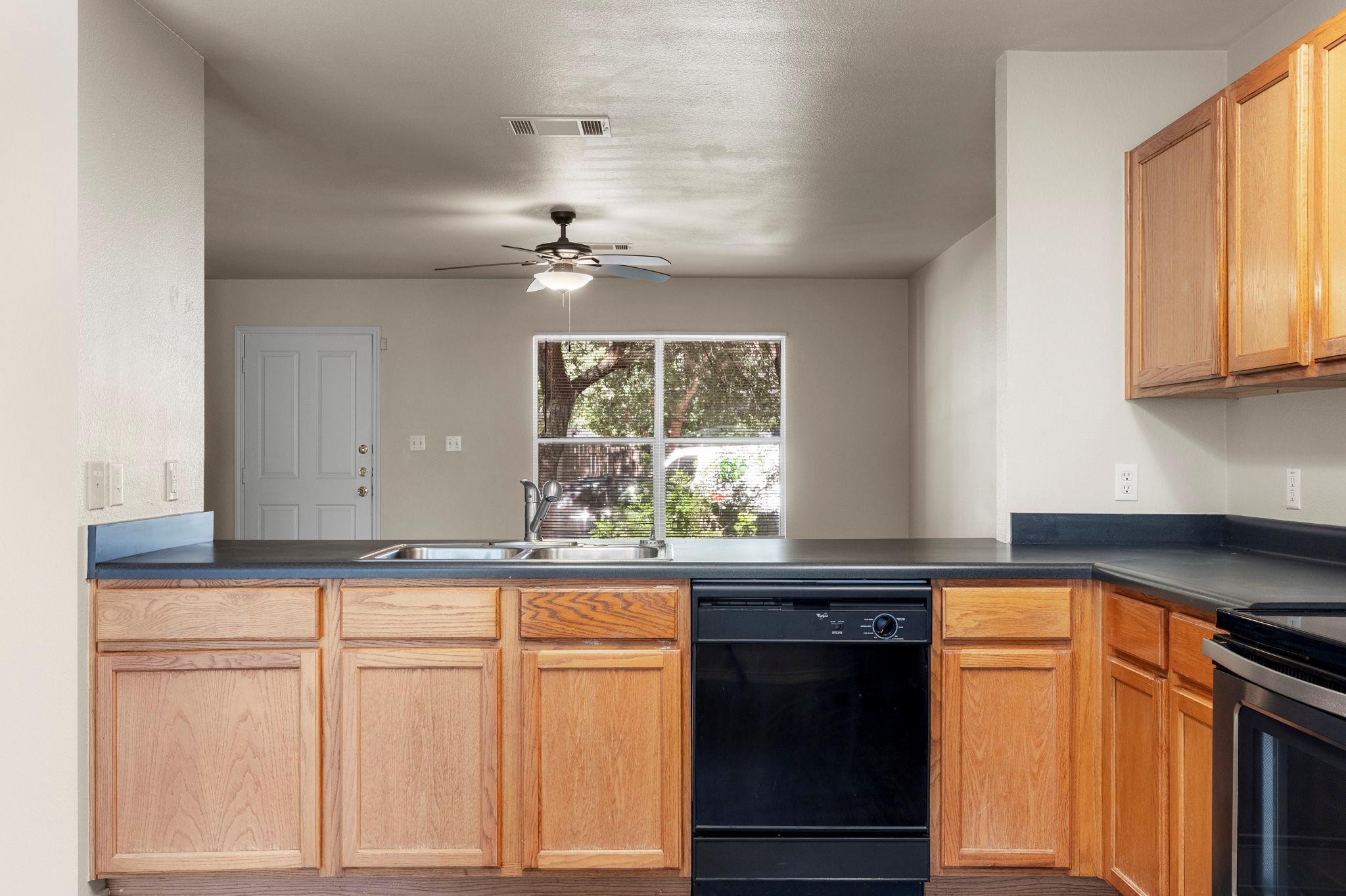10643 Marshitahs Way Property Photo 14