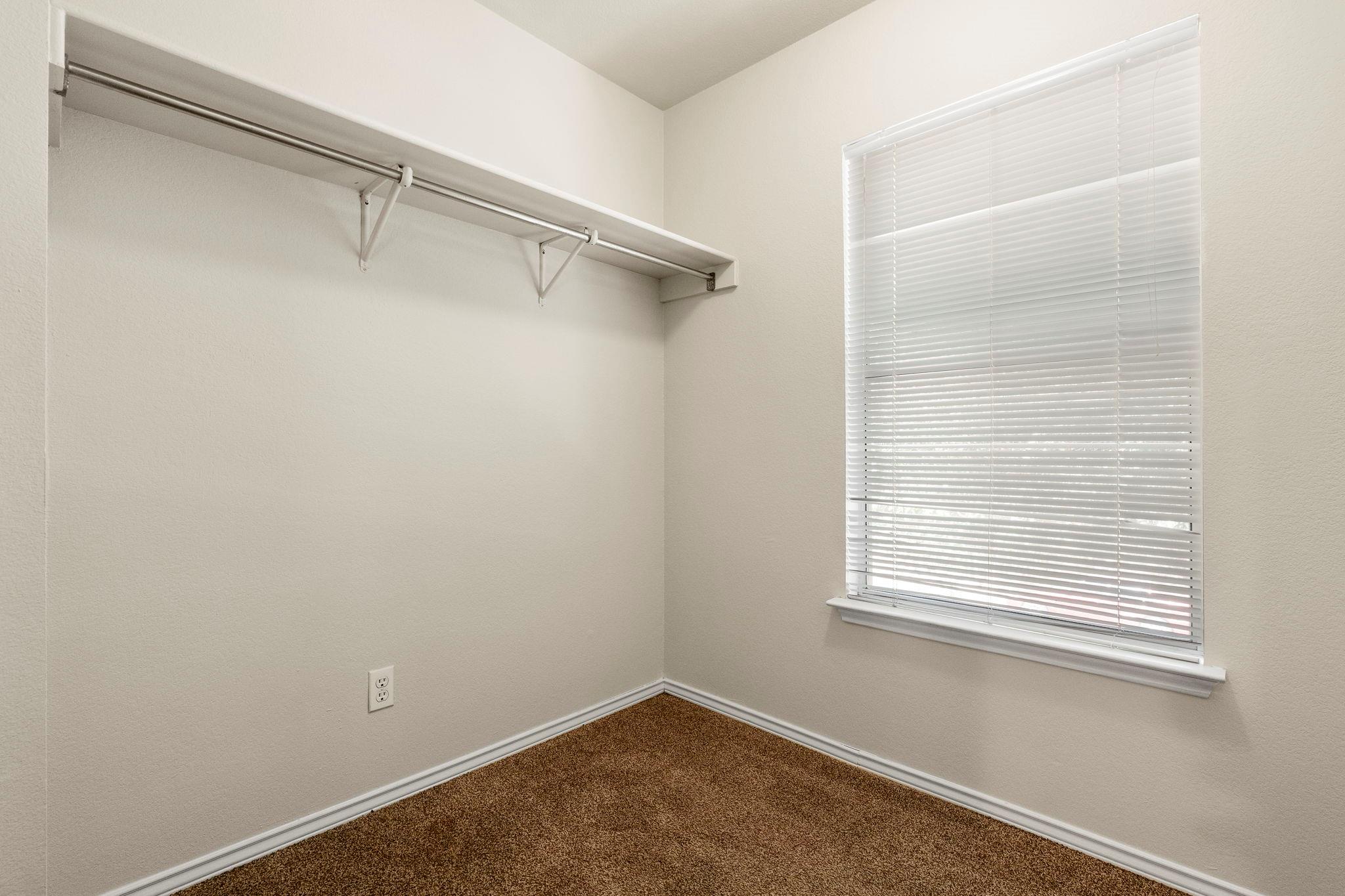 10643 Marshitahs Way Property Photo 17
