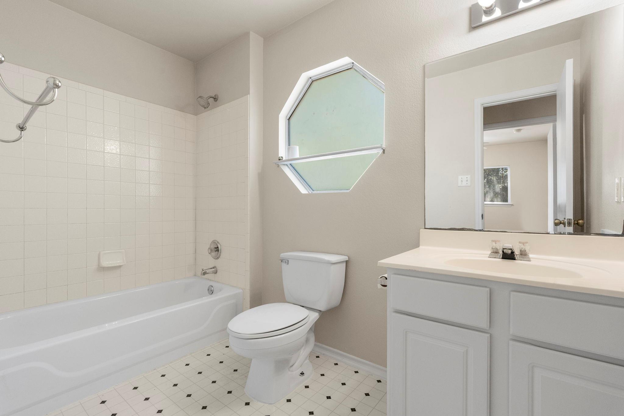10643 Marshitahs Way Property Photo 18