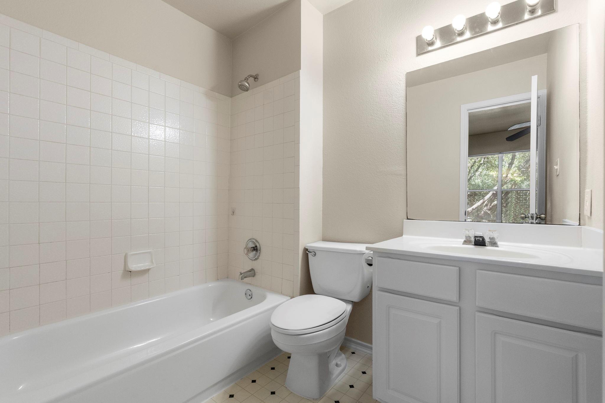 10643 Marshitahs Way Property Photo 22