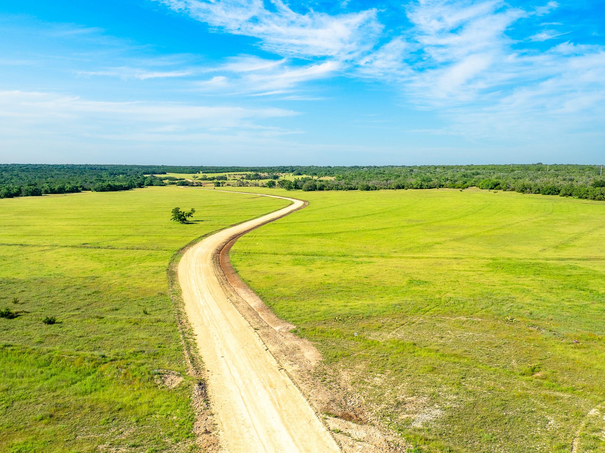 32 Feild Ranch Rd Property Photo 6