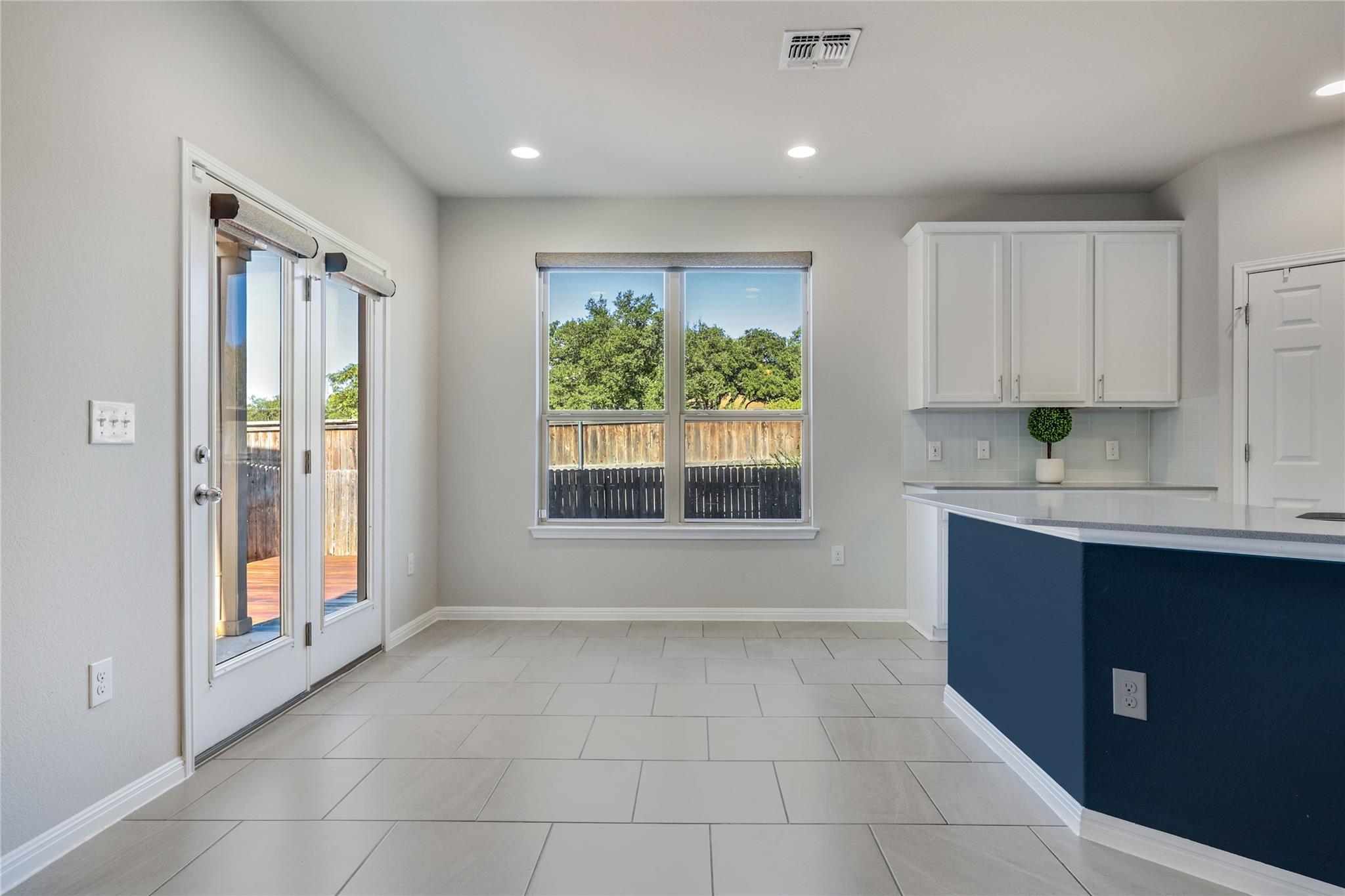 913 Boatswain Way Property Photo 16