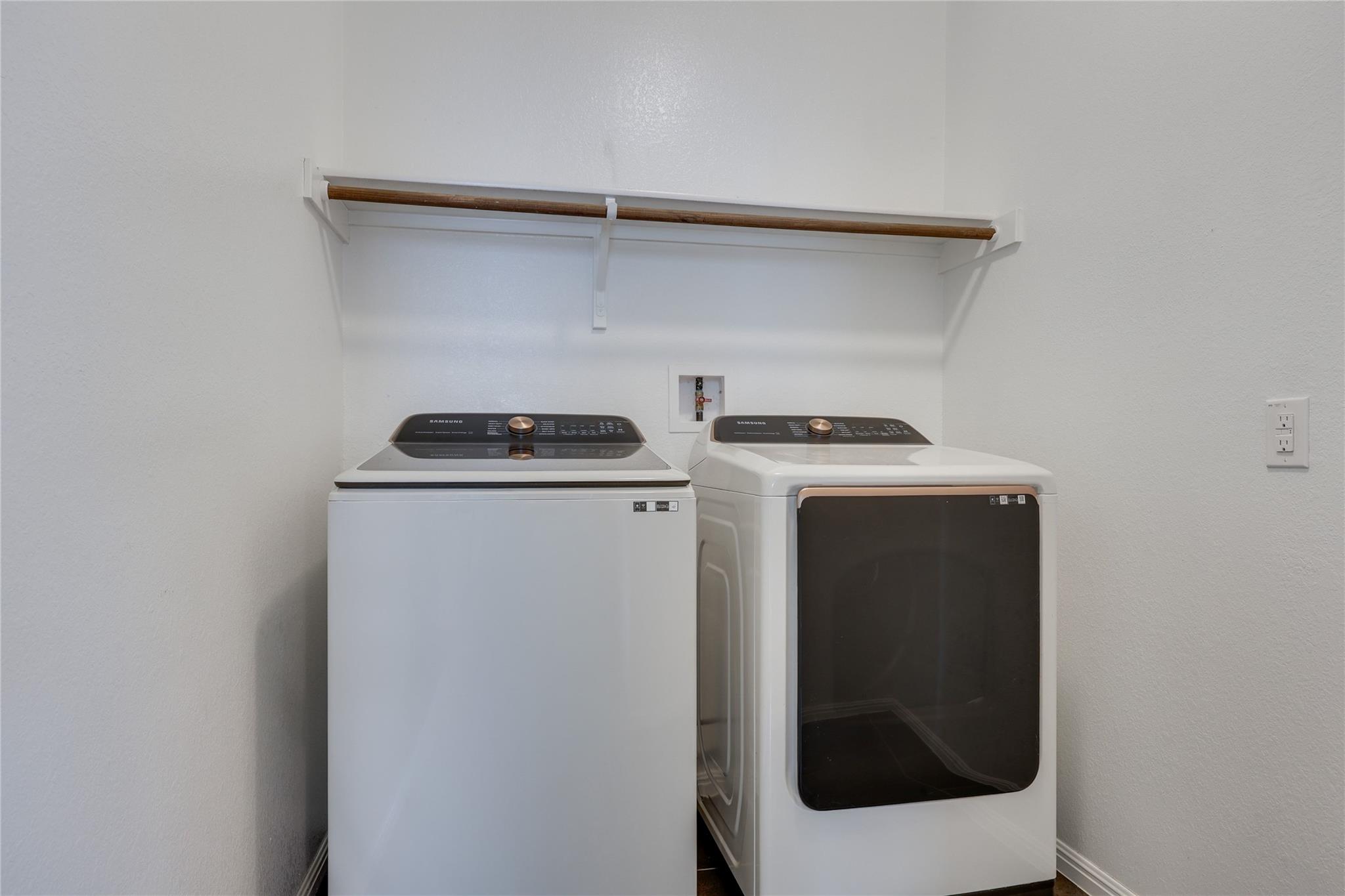 913 Boatswain Way Property Photo 30