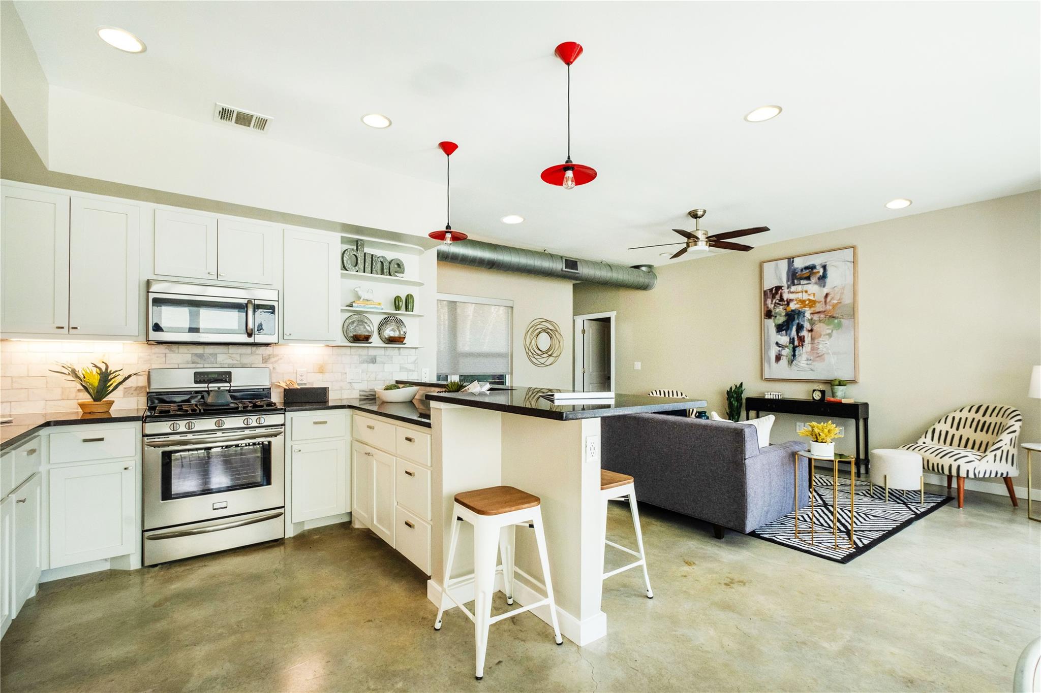 7601 Bethune Ave #b Property Photo 4