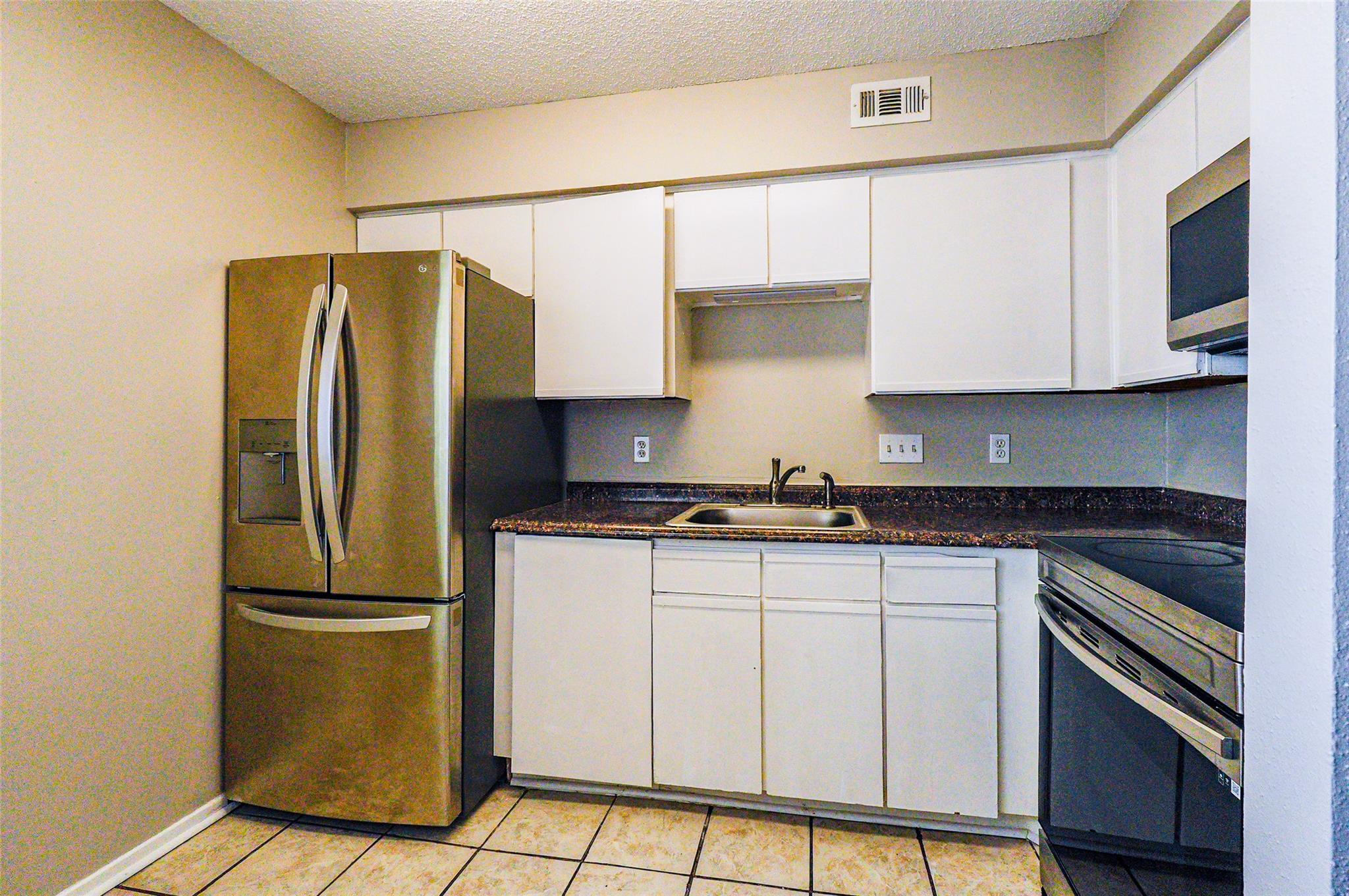1840 Burton Dr #227 Property Photo 6