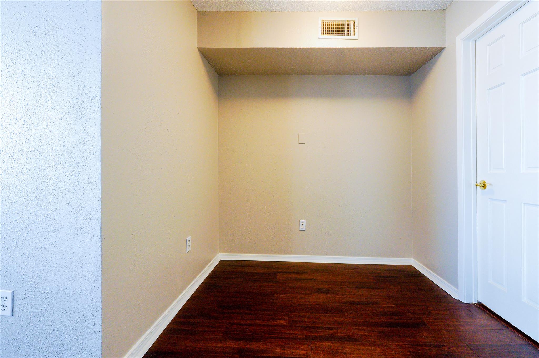 1840 Burton Dr #227 Property Photo 8