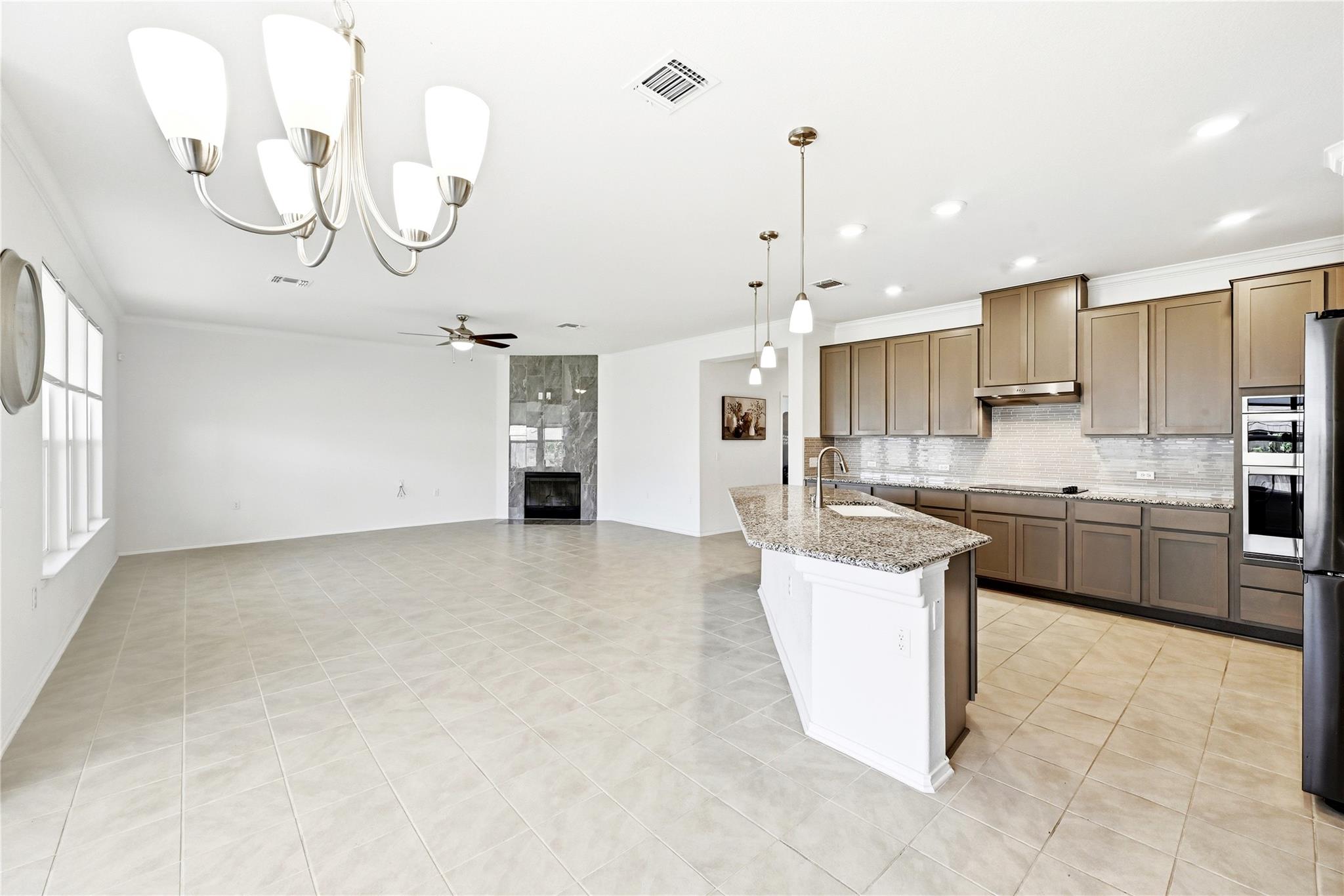 12801 Willowgrove Ln Property Photo 8