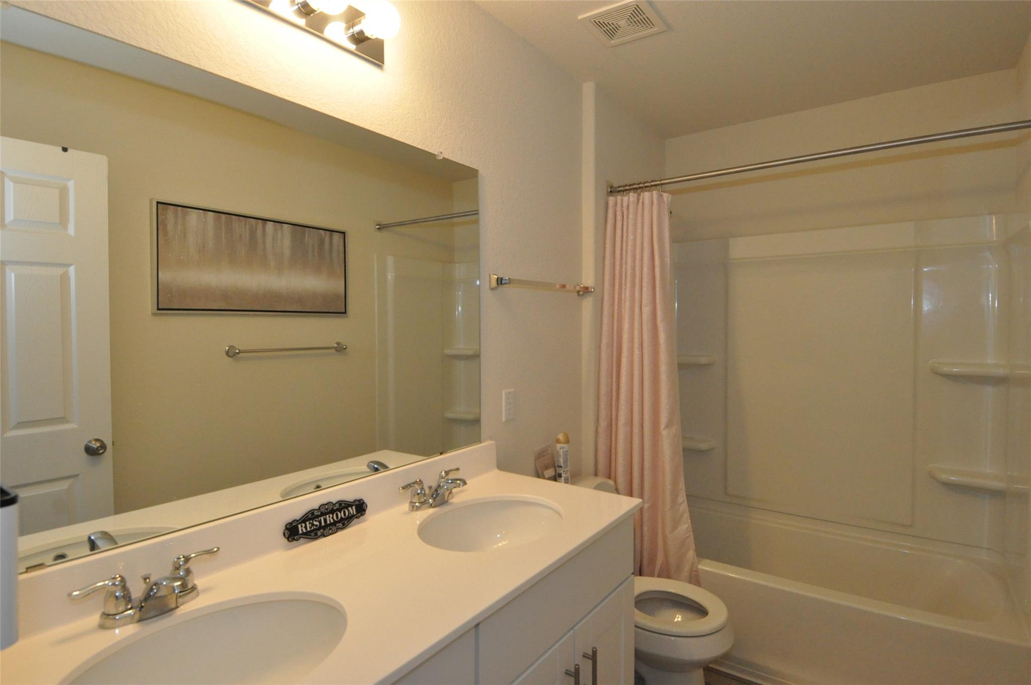 1717 T H Johnson Dr Property Photo 23