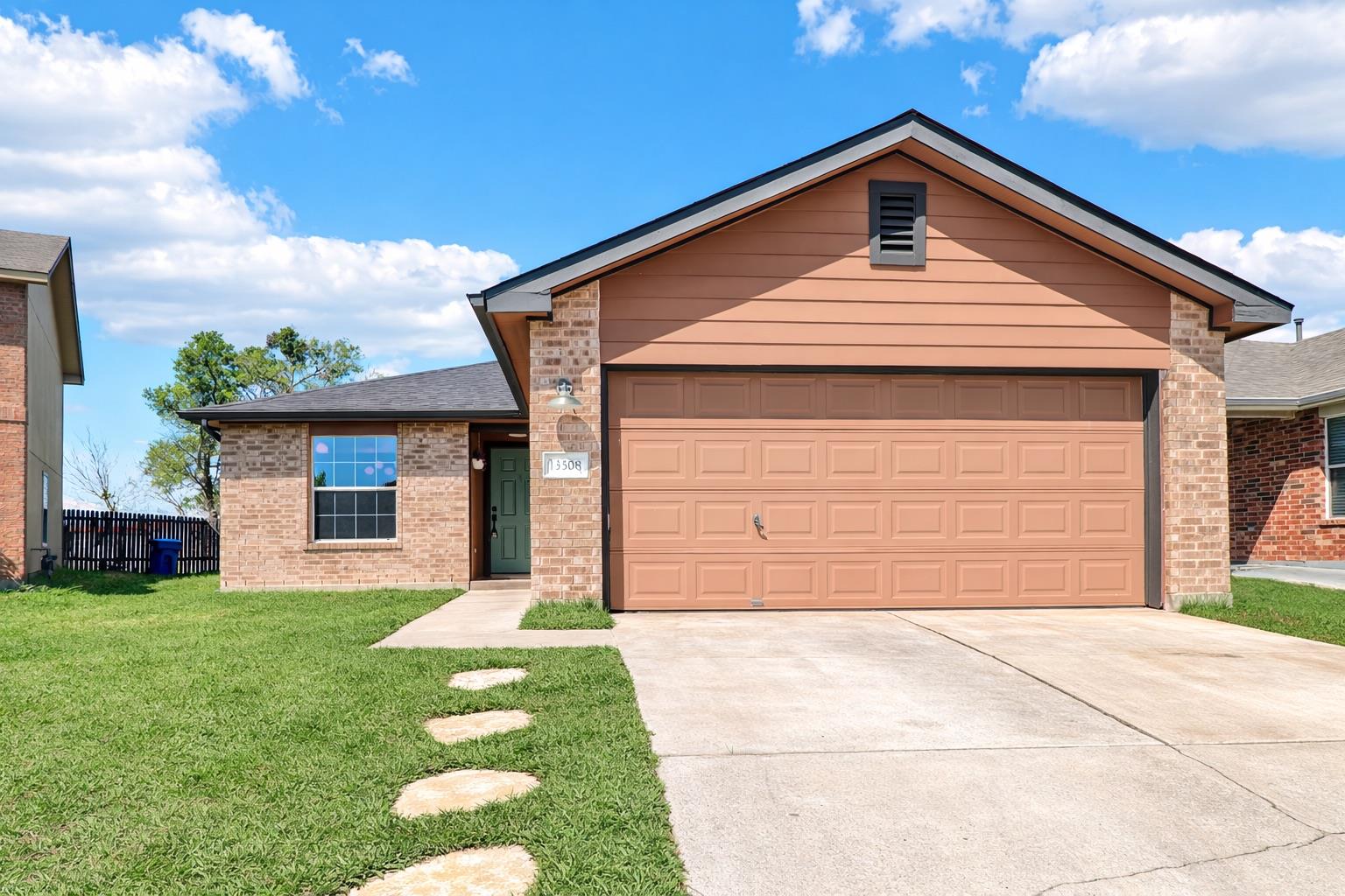 13508 Sierra Wind Ln Property Photo 1