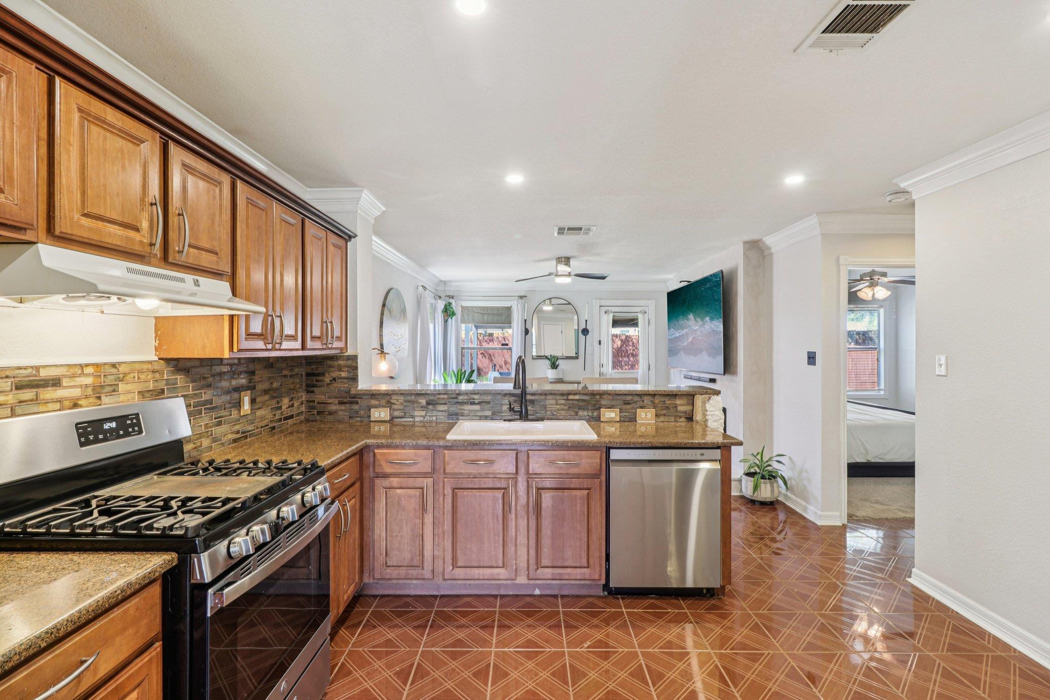 13508 Sierra Wind Ln Property Photo 5