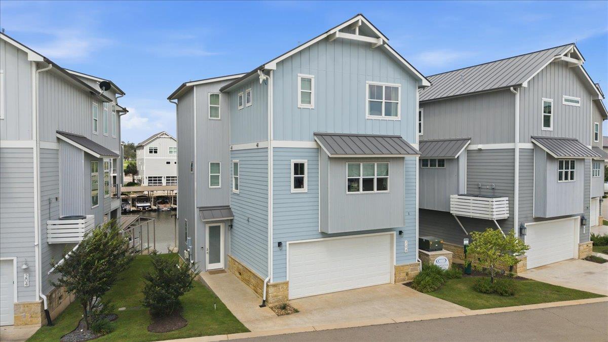 208 Marina Blf Property Photo 3