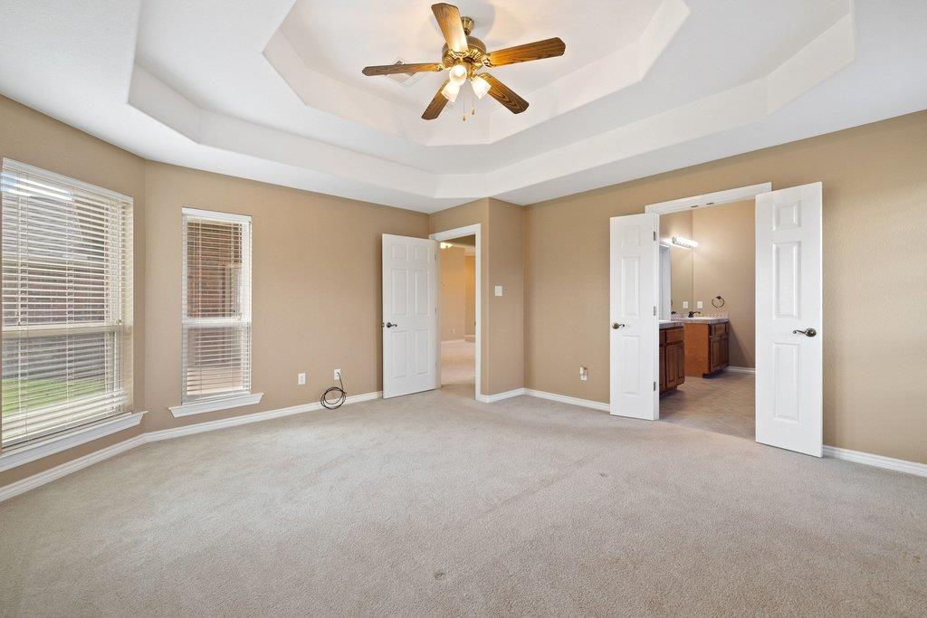 100 Davis Ct Property Photo 27