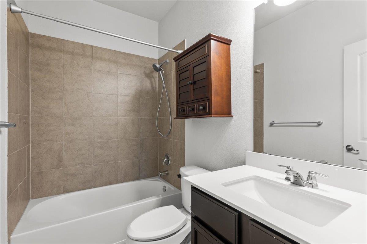 7212 Garnet Mill Ln Property Photo 23