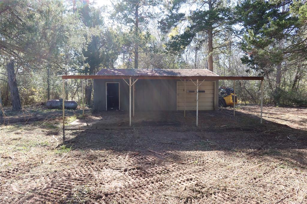 22314 Thistle Ln Property Photo 8